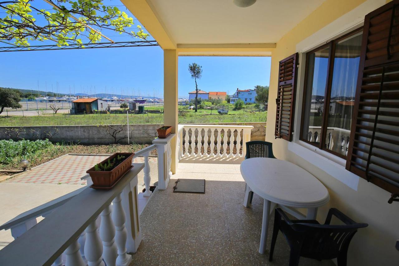 Large Gardens 2 Apartamento Bibinje Exterior foto